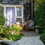 B&B Joli Met Prive Wellness