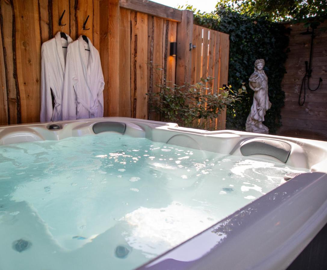 Joli Met Prive Wellness Wemeldinge