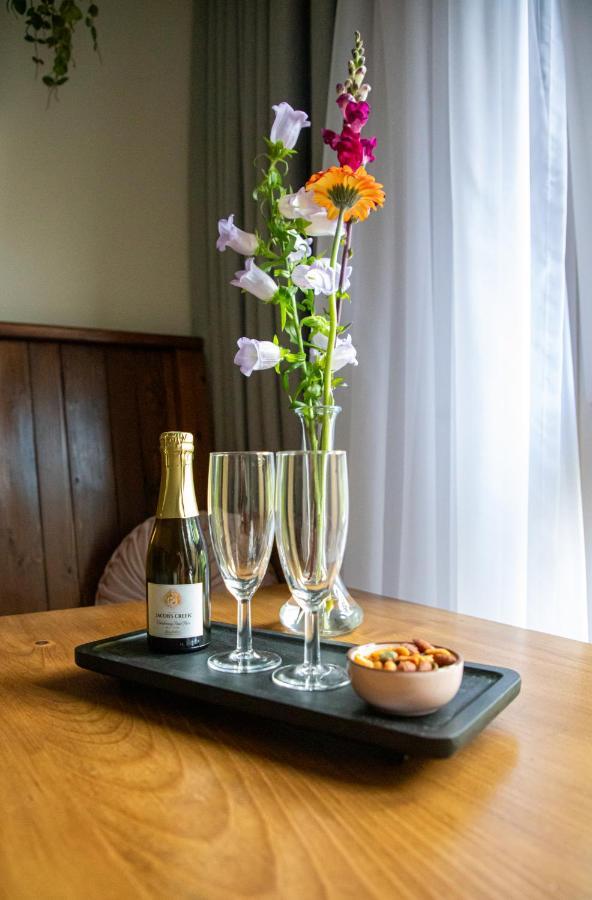 Bed & Breakfast Joli Met Prive Wellness *